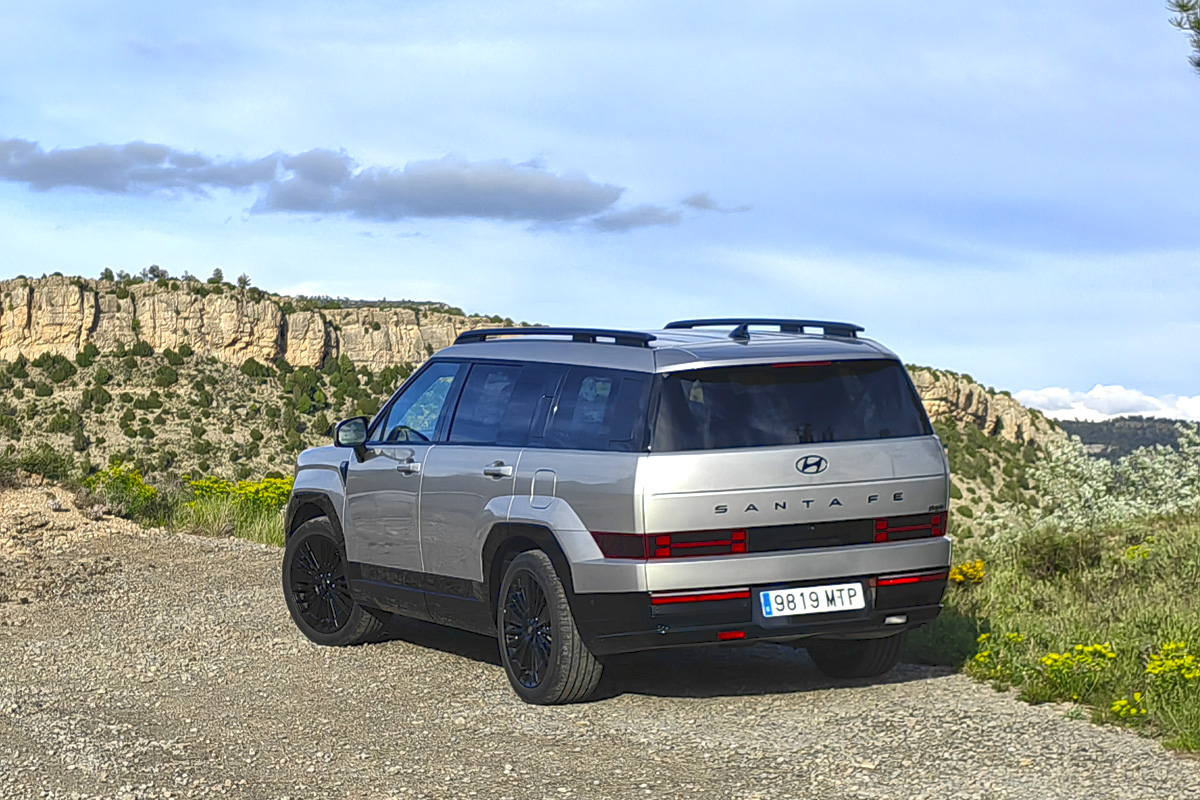 00-Triangulo-Magico-Hyundai-Santa-Fe-04