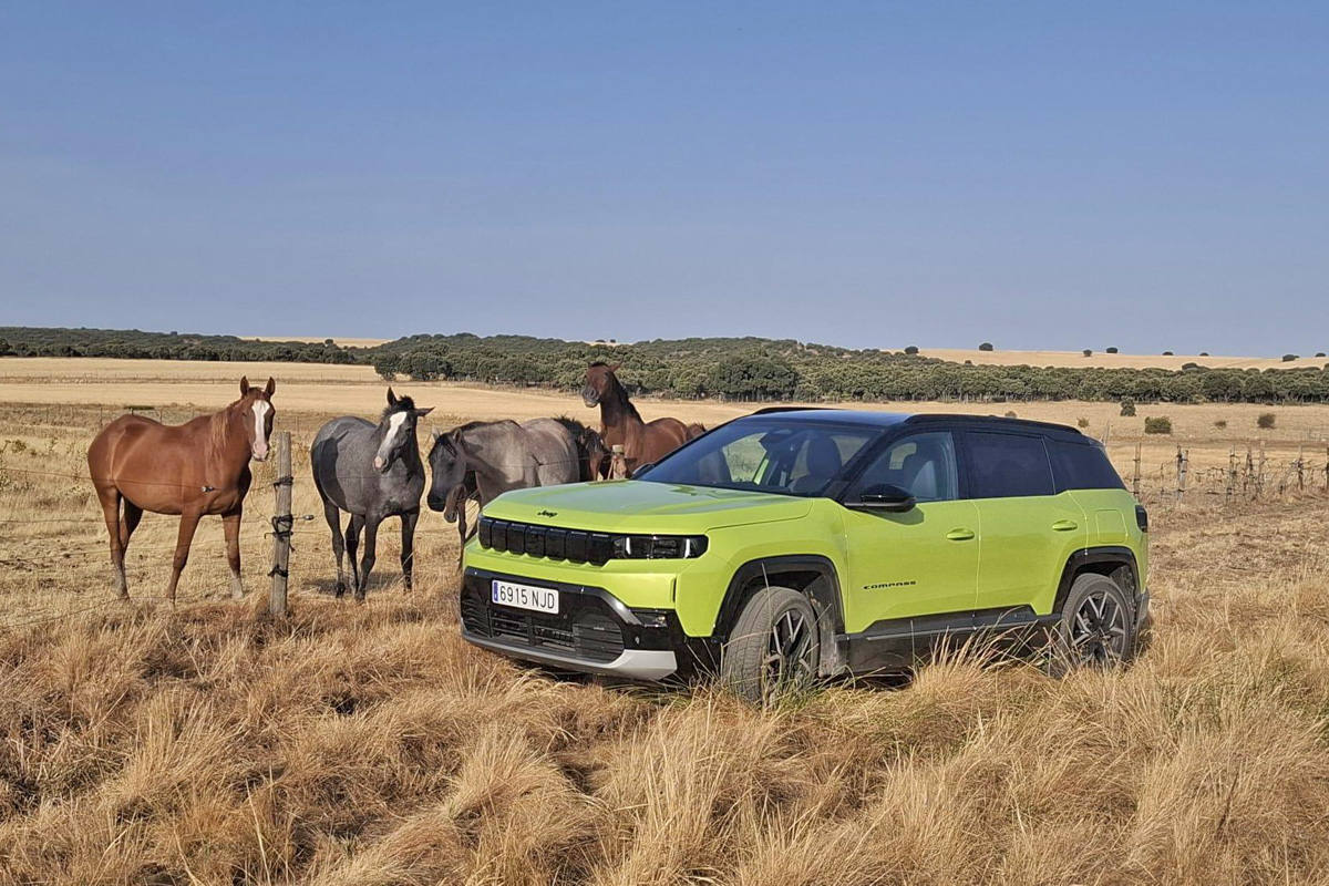 JEEP-COMPASS-J4U-MHEV-MY26-15