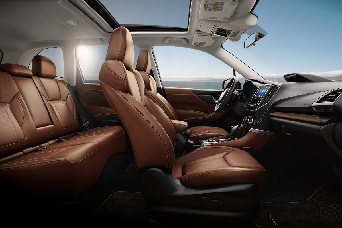 subaru-forester-cuero-marron